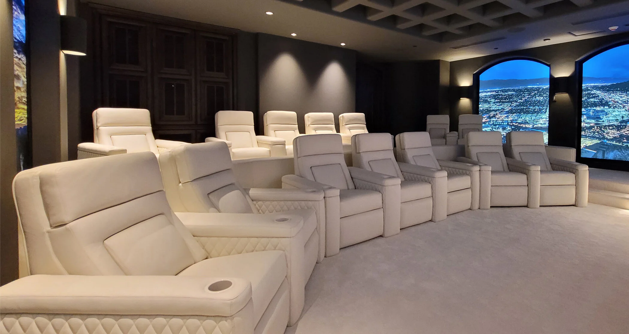 Private home cinema with Fortress recliner seating